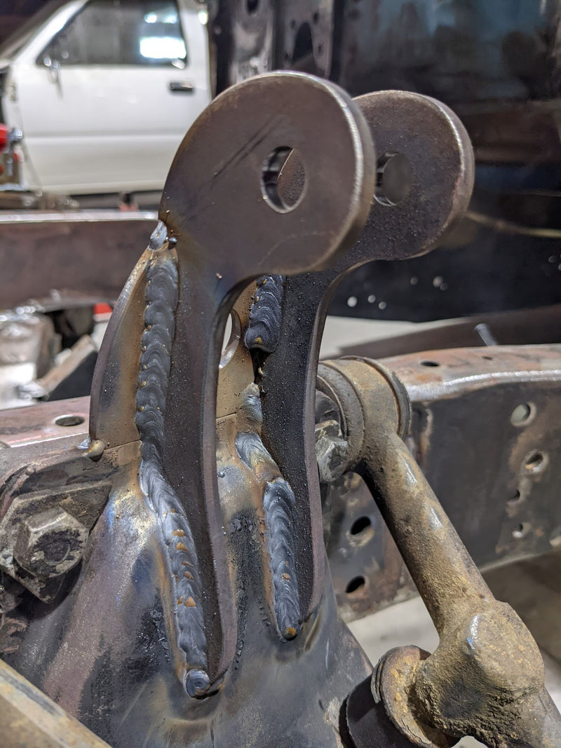 Jag Front Shock Bracket Kit